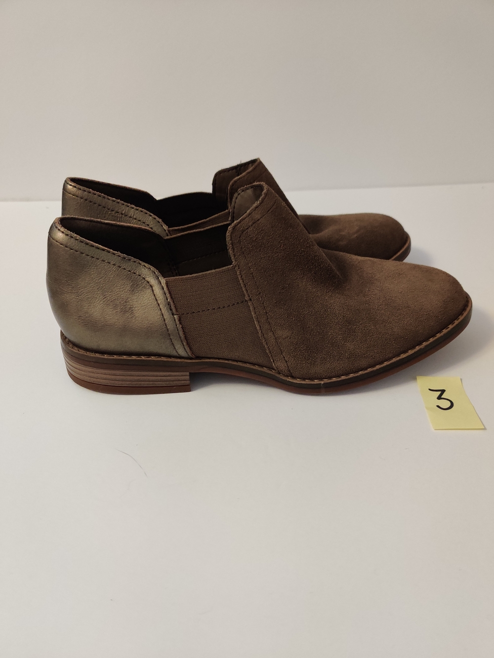Clarks Brown Suede Slip-On Ankle Shoes 8